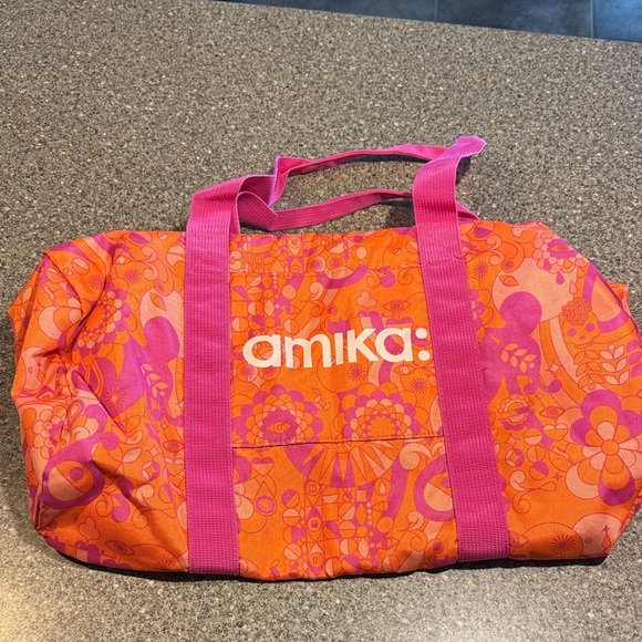 Amika weekend duffle bag tote - Picture 1 of 2